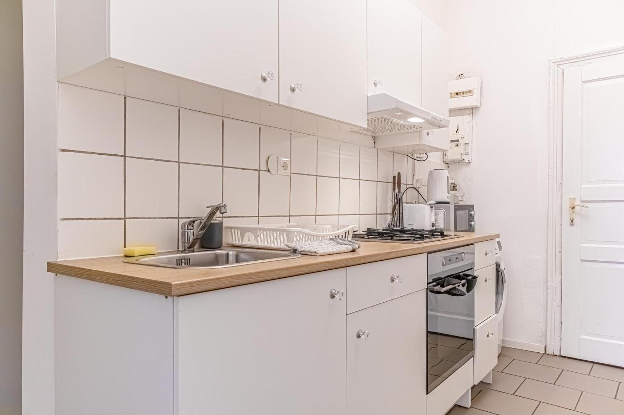 Budget-friendly 2br Apt With Great Location * Wenen