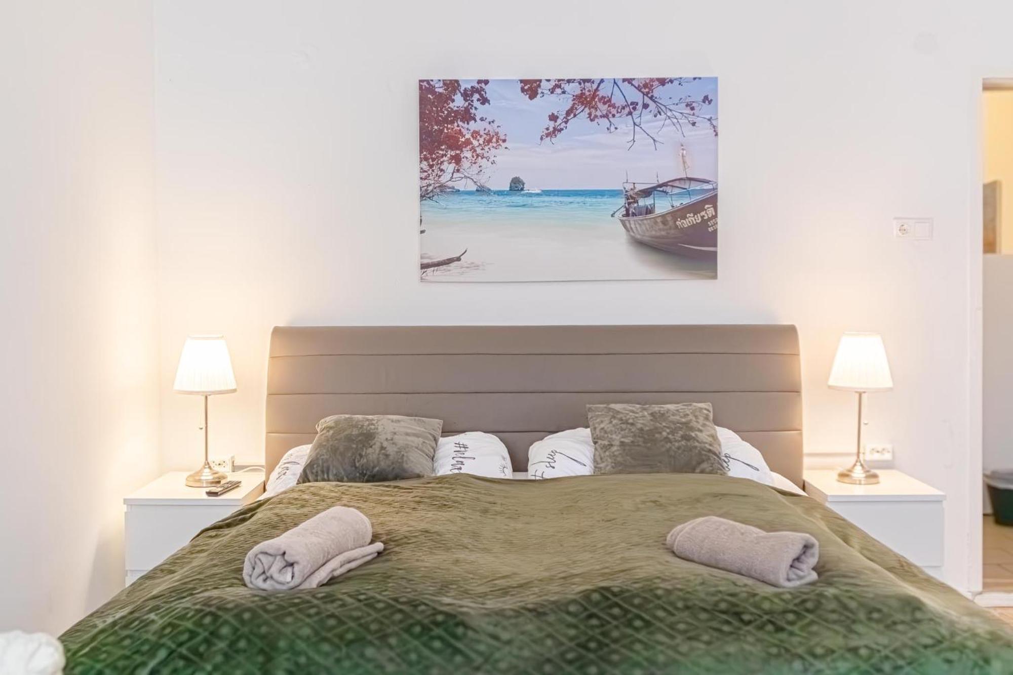 Budget-friendly 2br Apt With Great Location Wenen