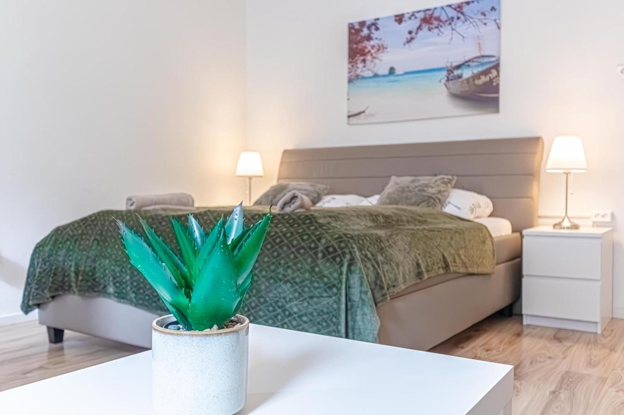 Budget-friendly 2br Apt With Great Location Wenen